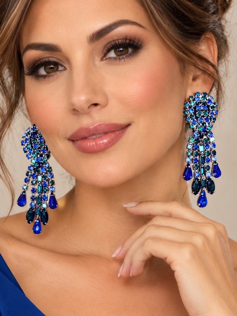 MARVELOUS ESTATE VINTAGE Emerald Green Royal Blue Crystal 5Rows Tiered Earrings